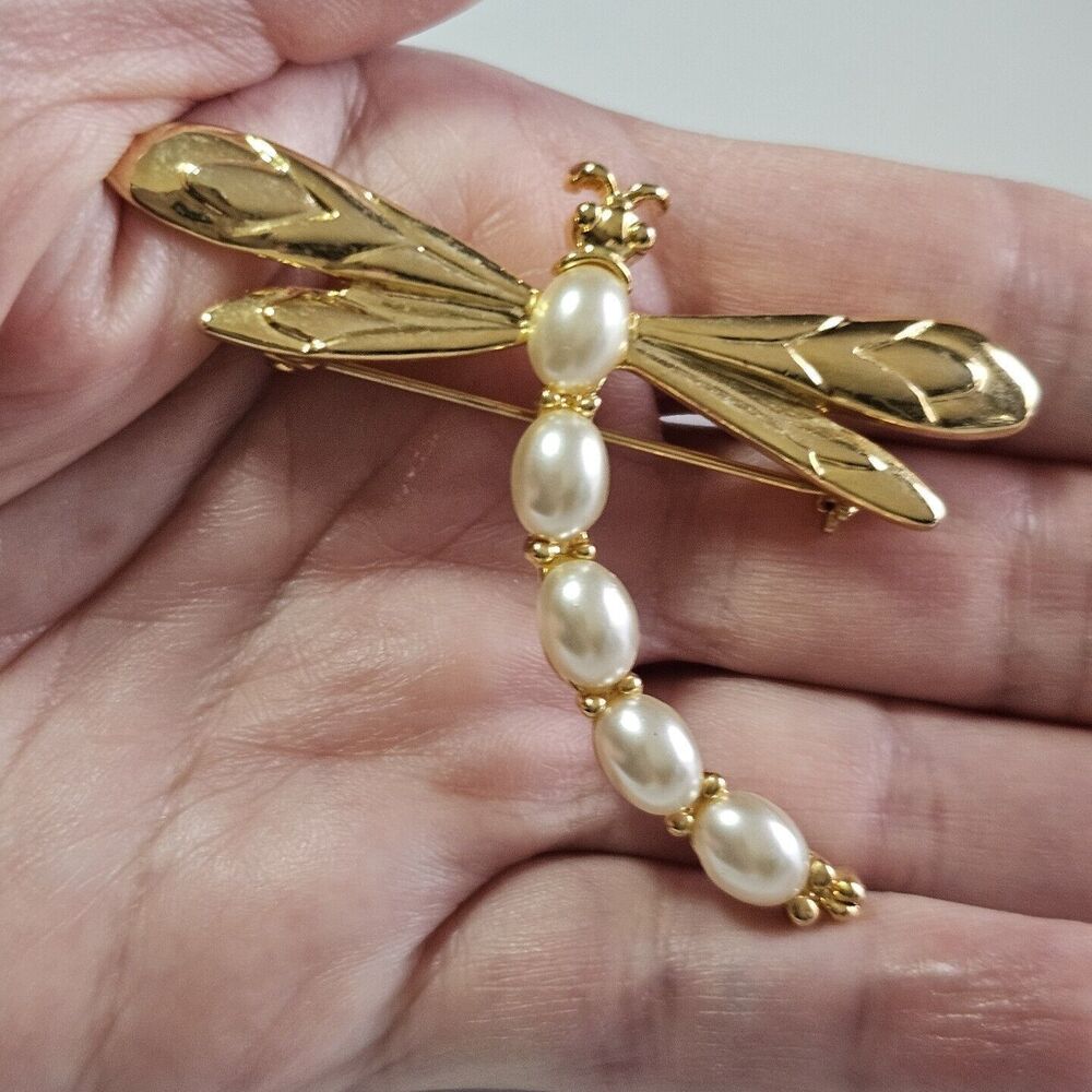 *Sale* Gold Tone Dragonfly Brooch Accented With Faux Pearls
